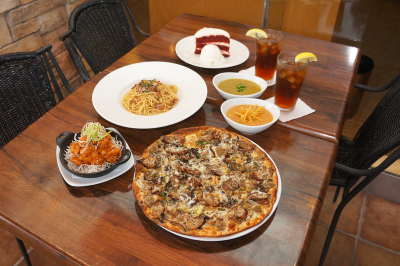 カリフォルニアピザキッチン　タモン店（席のみ予約）