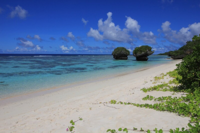 MUSHROOM ROCK BEACH (BY GOOD DAY TOUR)